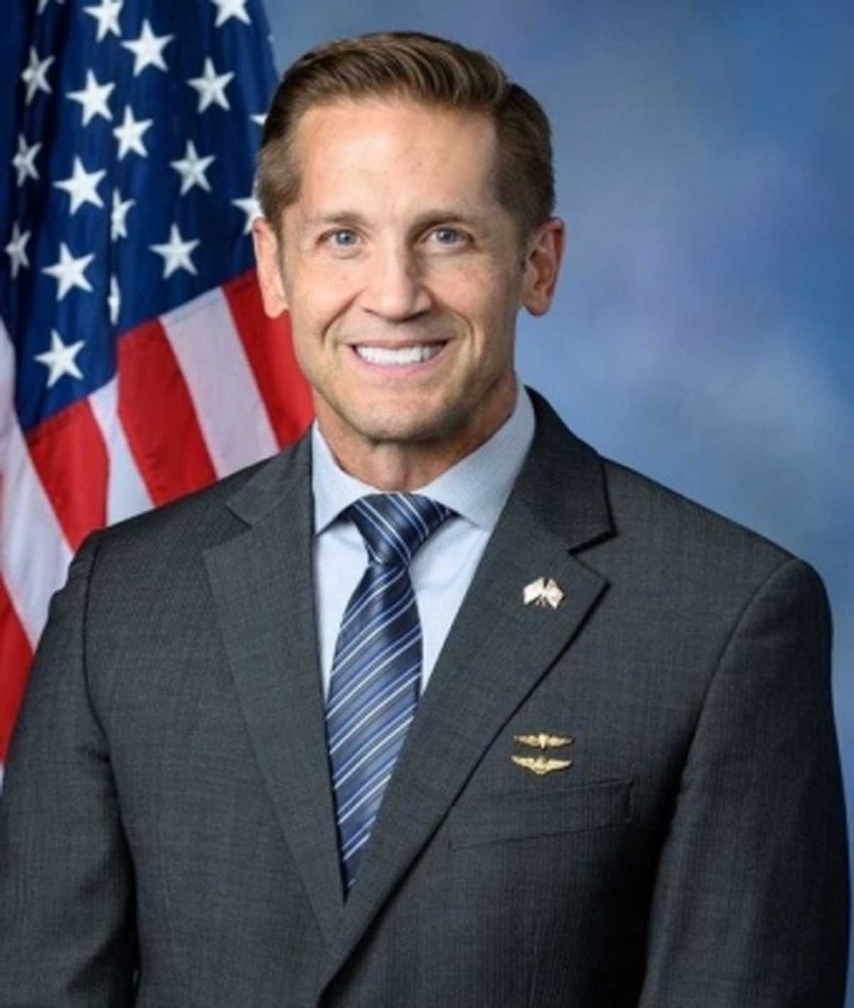 अमेरिकी सांसद ने आव्रजन में सुधार की पैरवी की, बोले : भारतीय 6 फीसदी कर चुकाते हैं